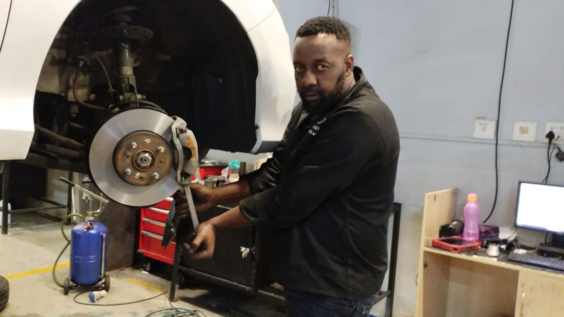 CMH Honda The Glen Inspection of important vehicle components