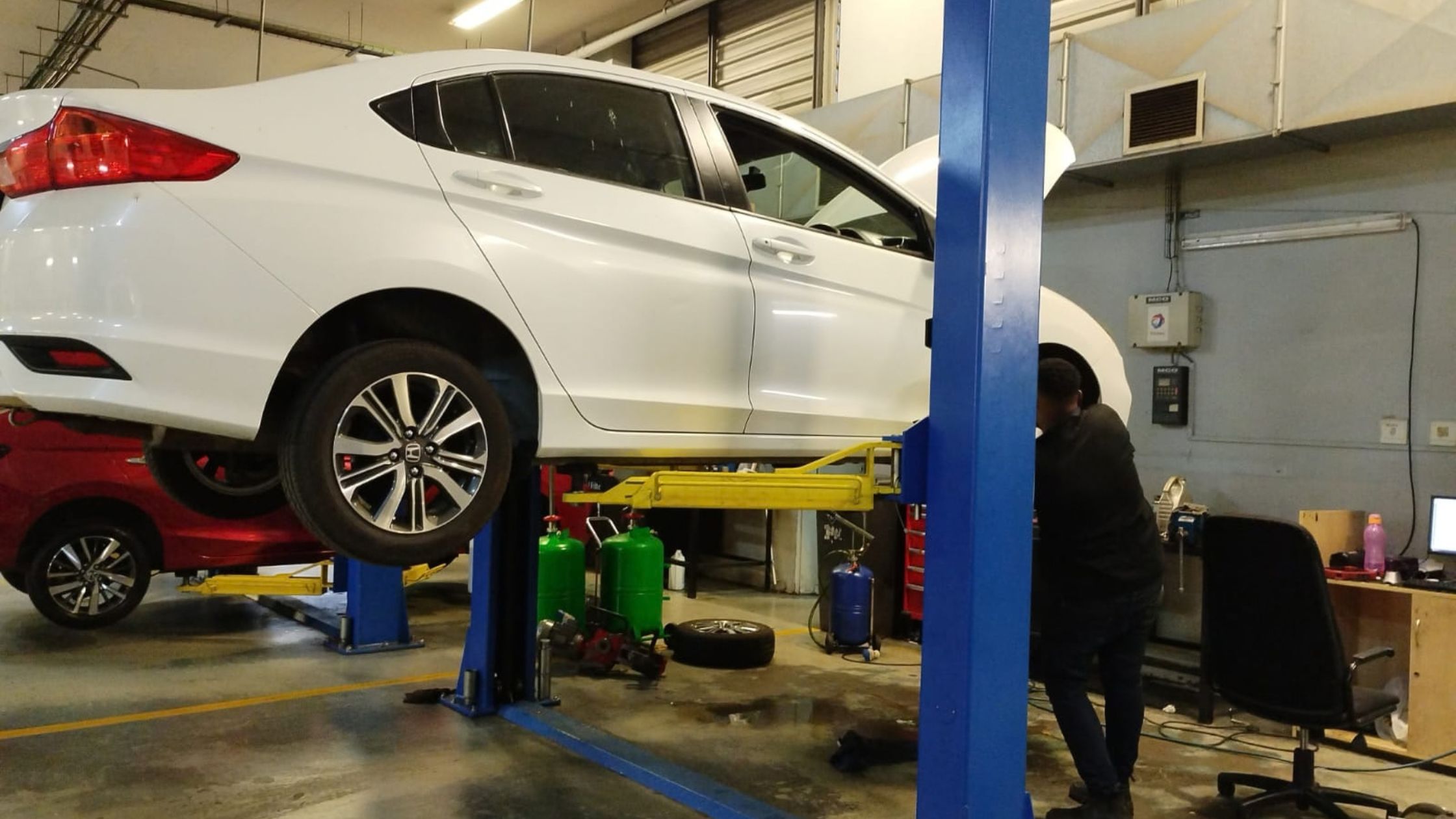 CMH Honda The Glen The Benefits of Servicing Your Honda